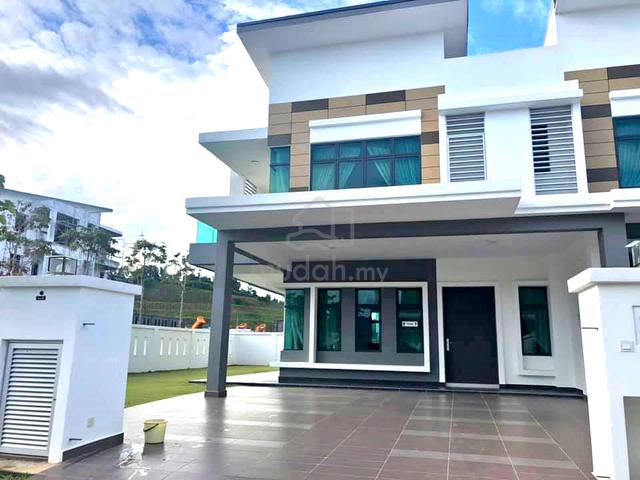 Last Corner【45x75 Freehold 2-Storey Monthly RM2.5k】In Seremban 2!!! 1