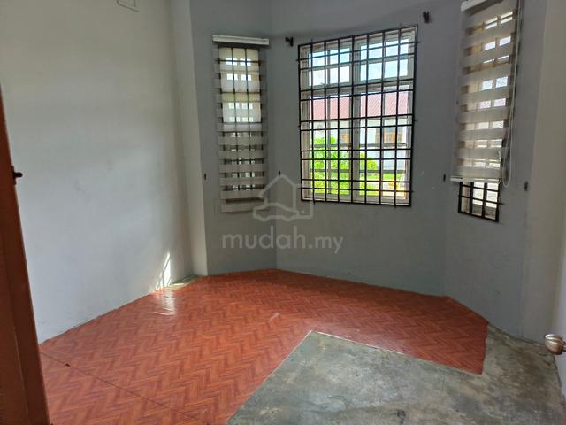 Rumah Sewa Mulong 4