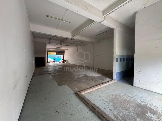 Mutiara Rini Jalan Utama Double Storey Shoplot,Skudai 1