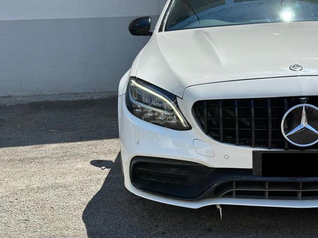 Mercedes Benz C200 2.0  (A) - 4