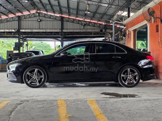 (Loan Kedai) 2019 Mercedes Benz A200 1.3 (A) Turbo - 4