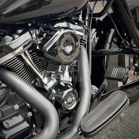 Harley Davidson RoadGlide 114 Unreg - photo 6 of 11