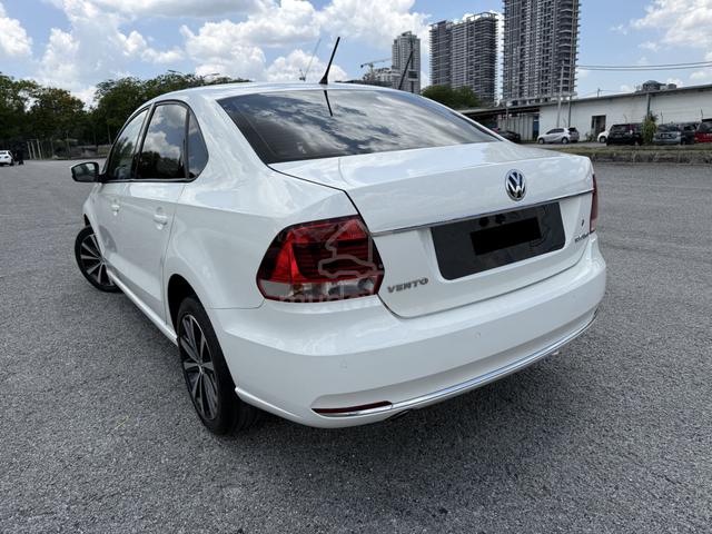 2017 Volkswagen VENTO 1.2 TSI HIGHLINE (A) GT180 - 2