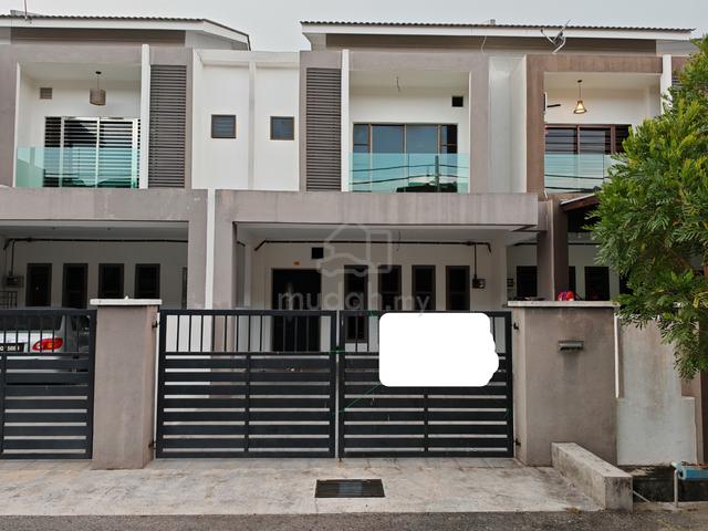Double Storey Terrace @ Taman Bunga Raya 1 Sitiawan 1