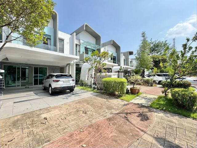 FREEHOLD! FACING OPEN! 2 Storey Superlink, Setia Eco Glades 1