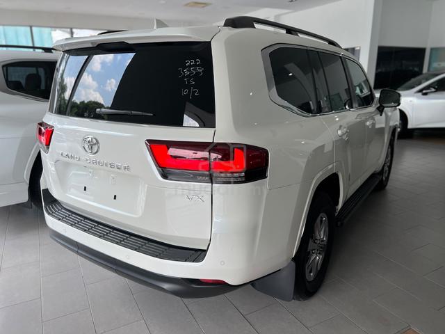 SALE UNREG 2024 Toyota LANDCRUISER 3.5 VX 7 SEATER - 4