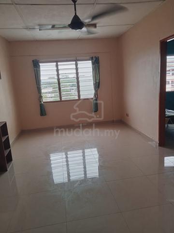 Flat PKNS Seksyen 7 Shah Alam 1