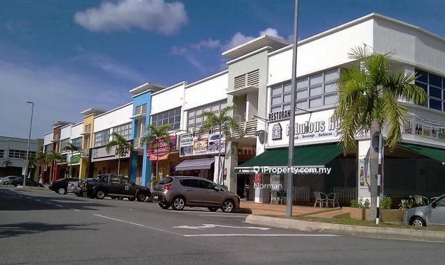Uptown Avenue INTERMIDIATE SHOP LOT 1