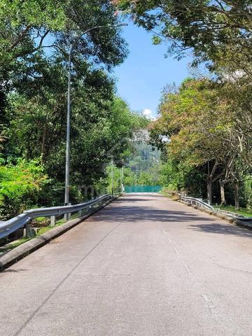 Tanah pemandangan cantik sebelah Rawang Bypass Hiking Trailhead 1