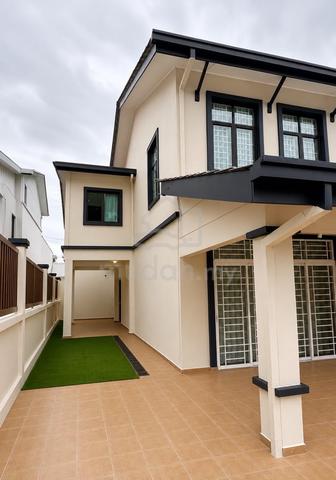 Premium End Lot 2-Storey Terrace 4R4B Ampang Hilir 1