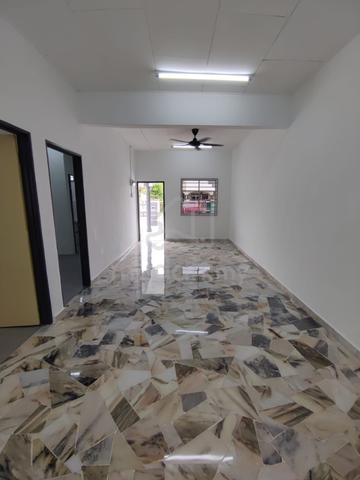 Taman puteri kluang single storey terrace for sale 4