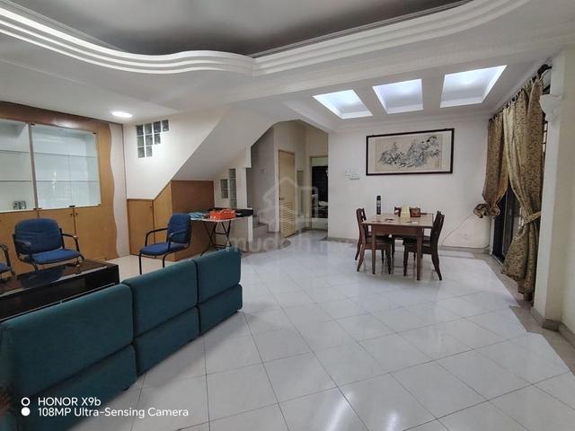 Cheap / Permas Jaya / 2 Sty Terrace Corner Lot / Fully Furnish 1