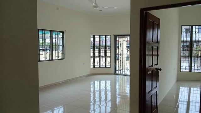 Bercham Bungalow empty unit for Rent 4