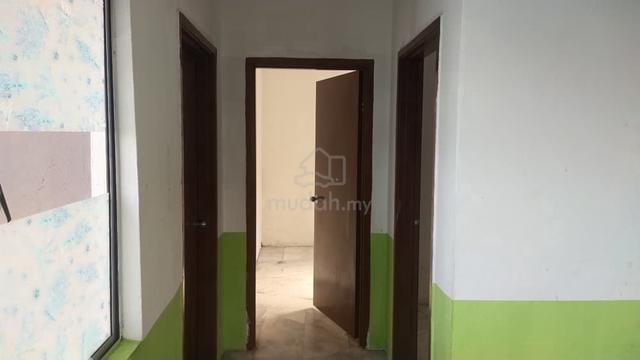 Iris Apartment (Saujana Utama) 1