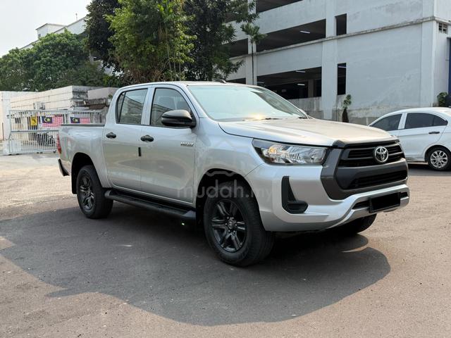 2024 Toyota HILUX 2.4 E (A) LOW MILEAGE - 4