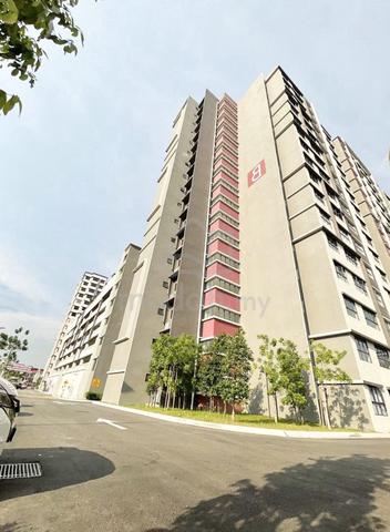 Arena Residences 2 @ Warisan Puteri 1