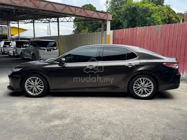 2021 Toyota CAMRY V 2.5L (A) LOAN KEDAI IC SHJA - 4