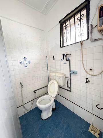 Flat Taman Ungku Tun Aminah 4
