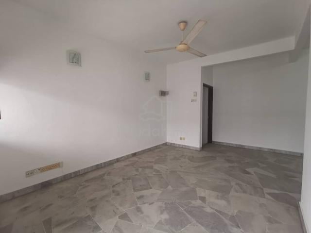 Goodyear Court 6 1