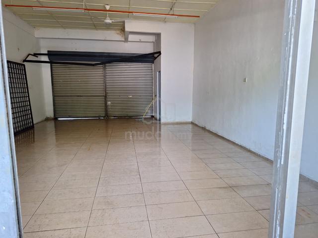 Taman sri muda , ground floor shop , kedai tingkat bawah , retail 1