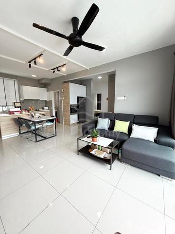 D'Lagoon Luxury Development By The Lake 1