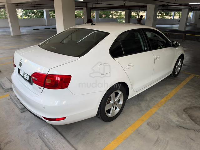 2015/16 Volkswagen JETTA 1.4 TSI (A) Like New Car - 4