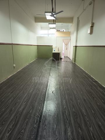 Putatan Mall l Shop l 580 Sqft 1