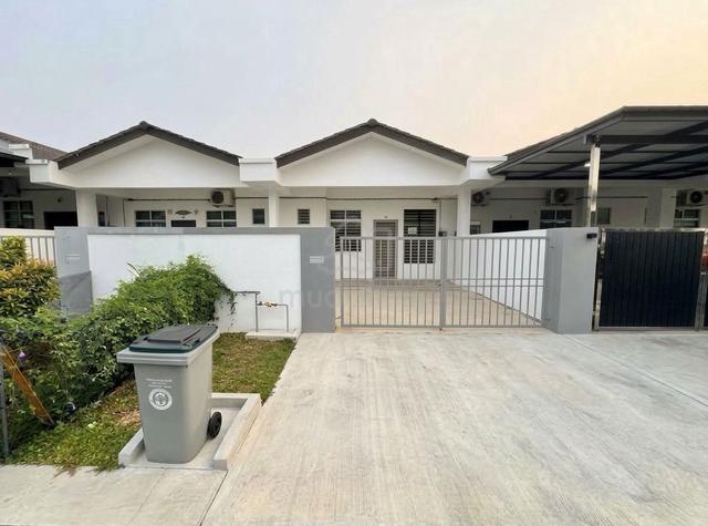 Single storey Terrace/Taman Tasik indah 1