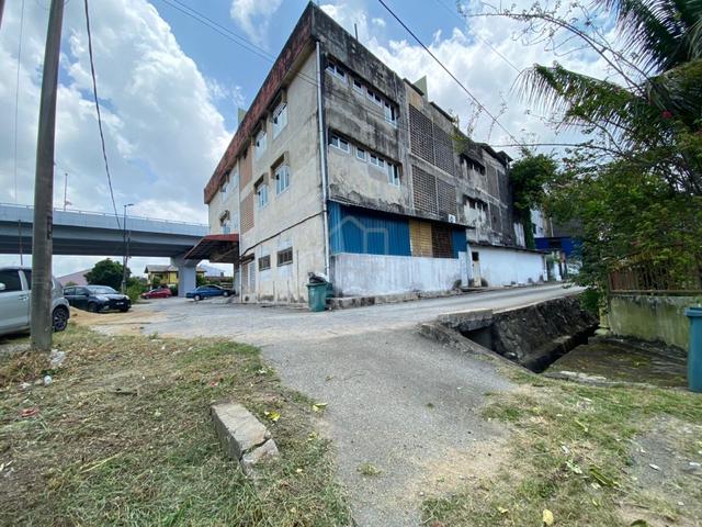 Tanah Dalam Bandar Belakang Eng Hong Jalan Bukit Ubi Stadium