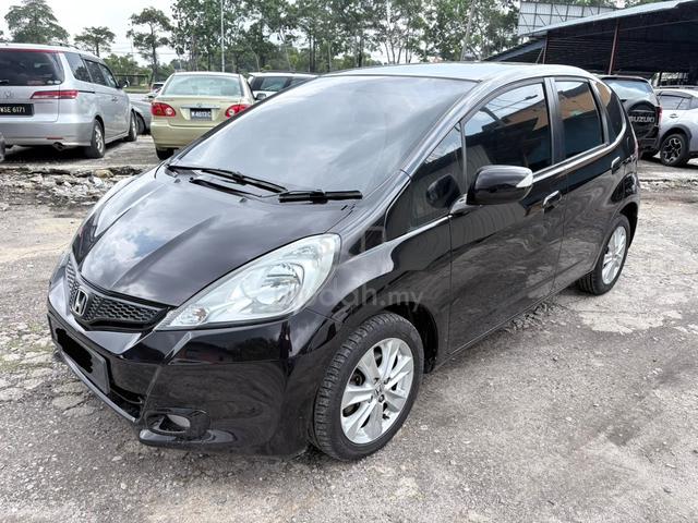 2013 CASH OTR Honda JAZZ 1.5 FACELIFT 1 OWNER (A) - 2