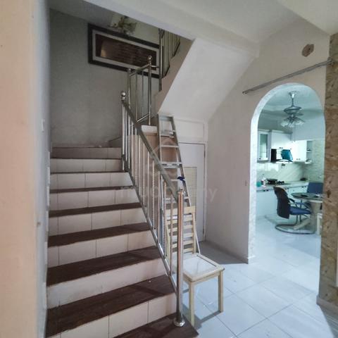 Teres 2.5 Story Di Manjung Perak 1