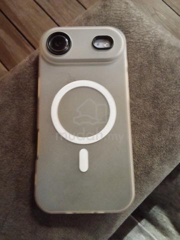 Iphone 17 Air  - photo 2 of 3