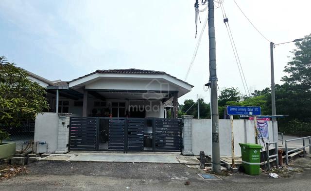 Open Facing Corner Lot Teres Setingkat di Taman Gambang Damai, Kuantan 1