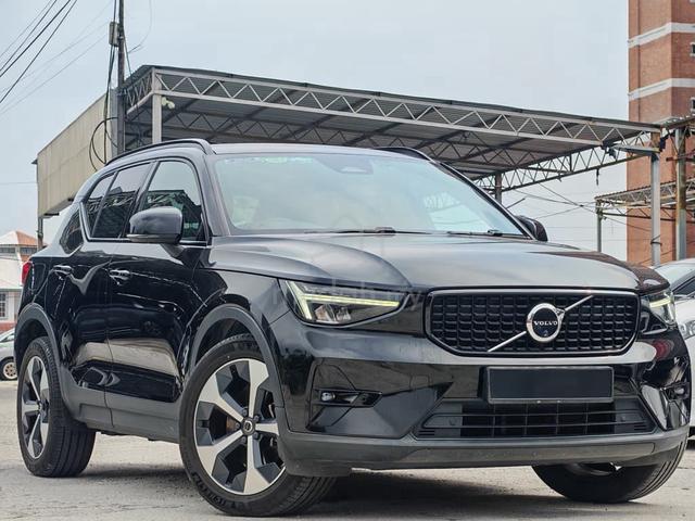 2023 Volvo XC40 2.0 B5 ULTIMATE HARMAN/KARDON FSR - 1