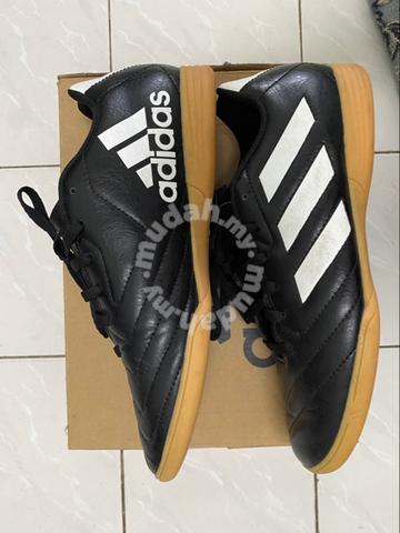 Adidas kasut futsal Review Limited