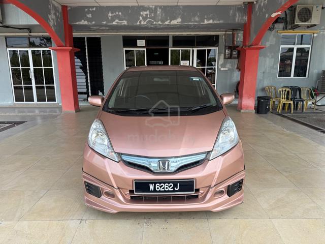 2013 Honda JAZZ 1.3 (HYBRID) FACELIFT (A) - 1