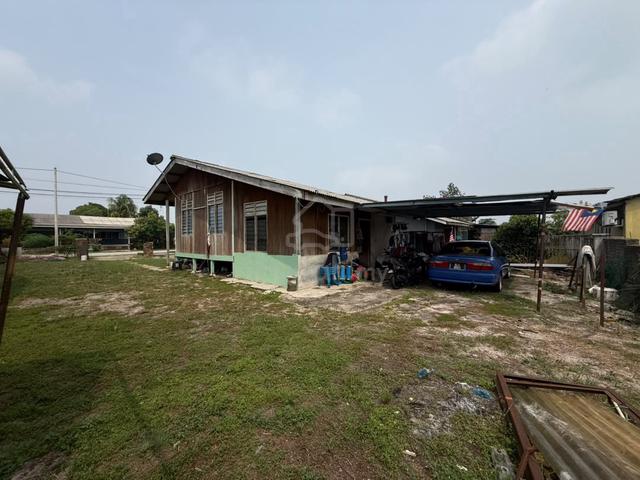 Tanah Lot Banglo Taman Peramu Jaya 3, Pekan 1