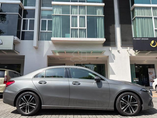ONLY 27K KM⭐Mercedes A200 1.3 2024 C&C AUG2028 - 2