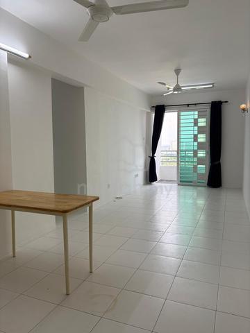 Pinang Laguna 1
