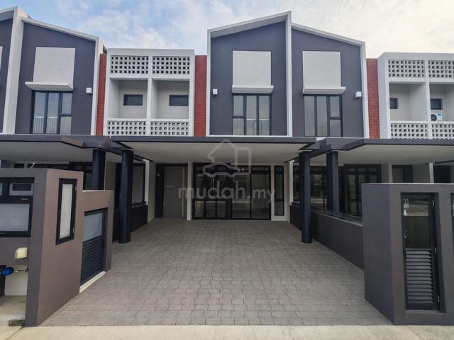 TERES Ilham Residence 3 Elmina Gardens Double Storey 4 Bilik 1