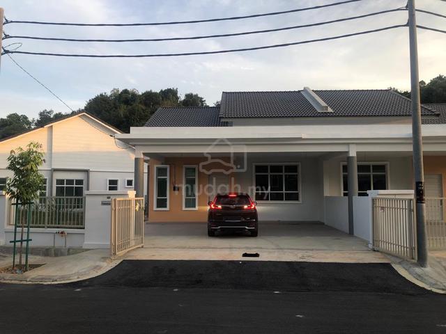 Semi-Detached House For Sale 1