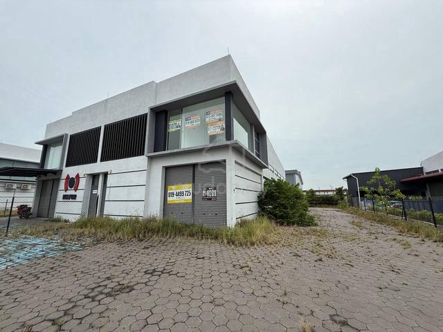 ECOHUB 1.5 Storey Light Industrial Semi Detached Factory Valdor 1