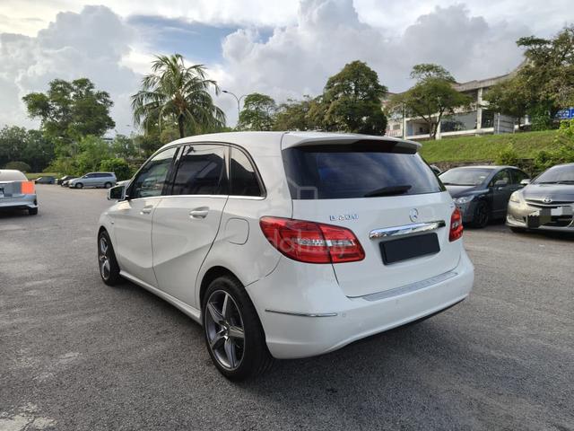 2012 Mercedes Benz B200 BlueEFCY SPRTS TOURER - 2
