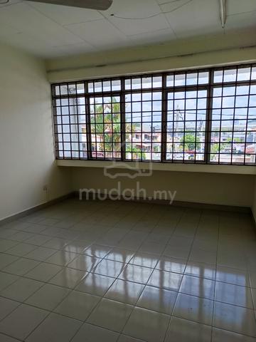 2 storey terraced house at Taman Bukit Maluri Kepong KL for rent 2