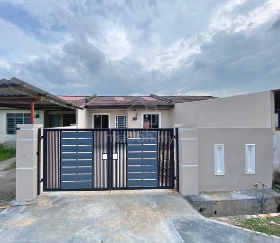 [TERMURAH & CANTIK - FREEHOLD] Single Sty, Tmn Sri Aman, Masjid Tanah 1