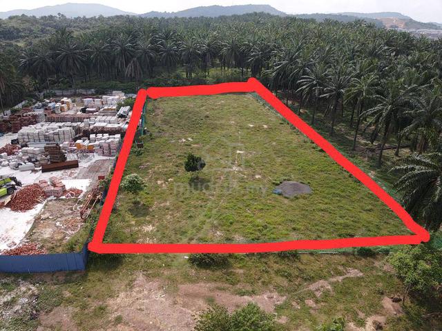 Fenced Land @ Dengkil Serenia Vicinity nearby Kota Warisan KLIA 1