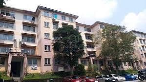 saujana apartment 1