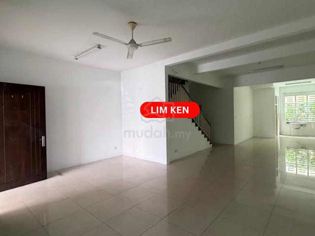 Lintang Penawar 3-Storey Terrace, Jelutong (nice location) 1