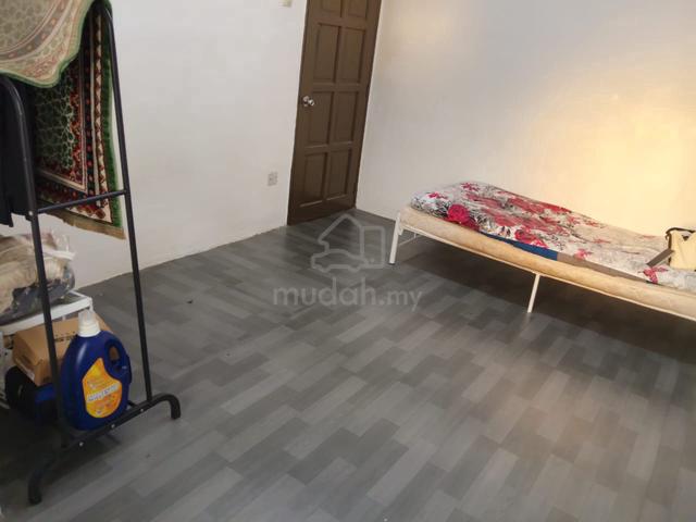 Bilik Sewa for female 1