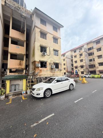 Flat Taman Plentong Utama 1